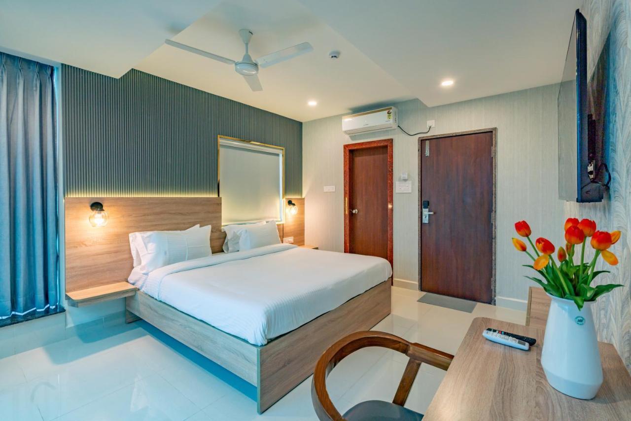 Harvey'S Hotels Hyderabad Exterior photo