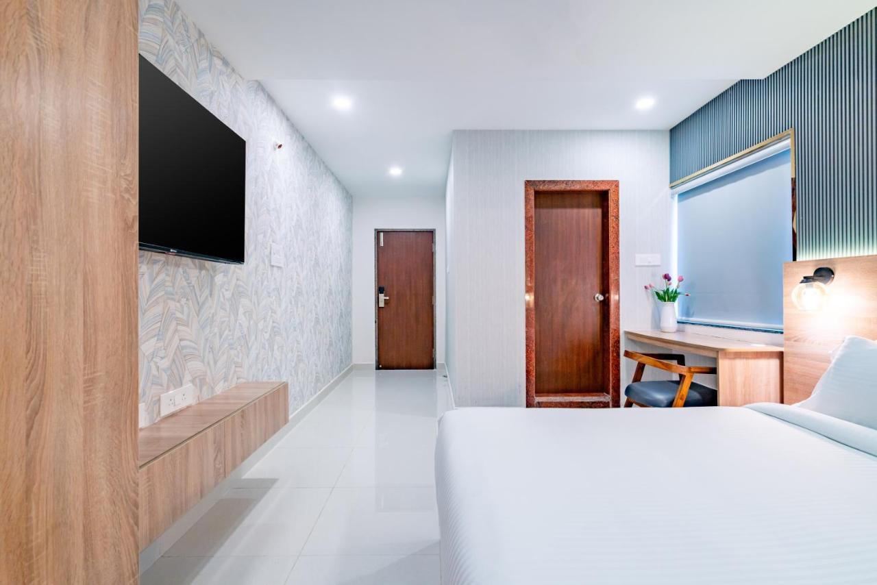 Harvey'S Hotels Hyderabad Exterior photo